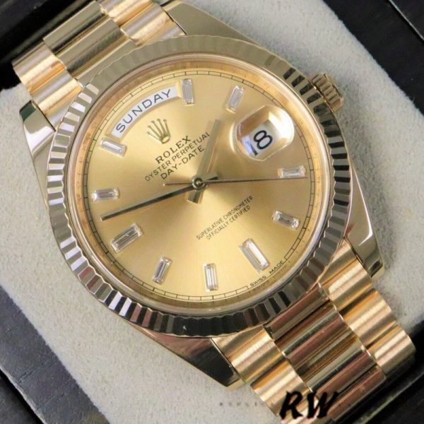 Rolex Day-Date 228238 Champagne Diamond Dial Fluted Bezel 40mm Mens Replica Watch