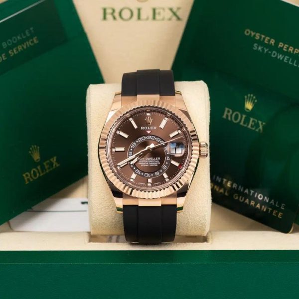 Rolex Sky Dweller 326235 42mm