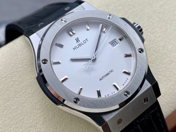 511.NX.2611.LR Hublot Classic Fusion Automatic(45mm)