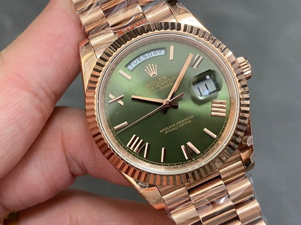 Rolex Day Date 40 18k Everose Gold Olive Green Dial m228235 0025 40mm