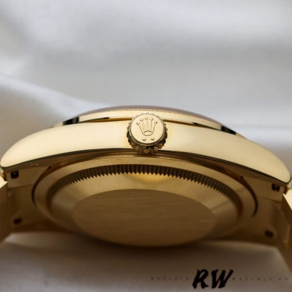 Rolex Day-Date 118388 Yellow Gold Green Diamond Diamond Dial 36MM Unisex Replica Watch