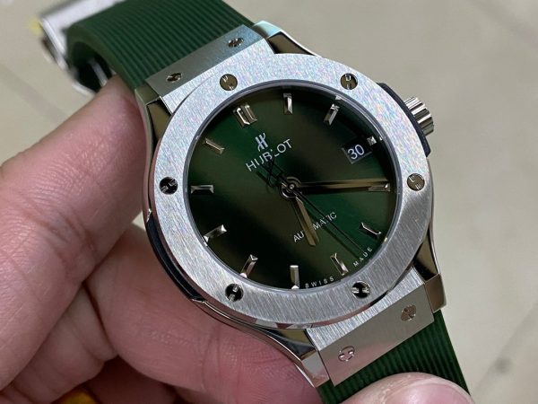 Hublot Classic Fusion 565.NX.1171.RX 38 mm Lady(blue)