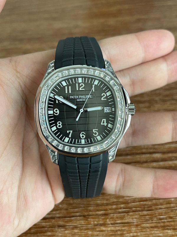 Replica Patek Philippe Aquanaut 5267 200A 001 Black Dial Diamond Bezel Watch