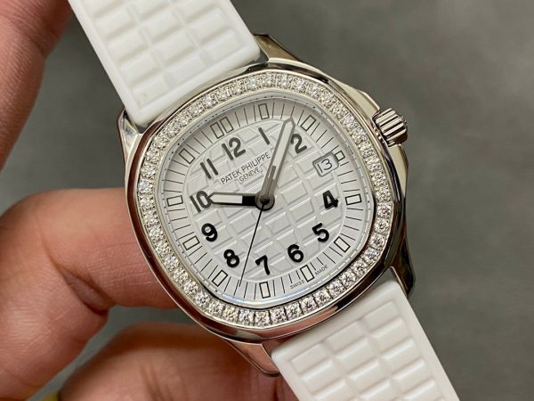 Replica Patek Philippe Aquanaut White 5067A 024 36mm Lady Watch