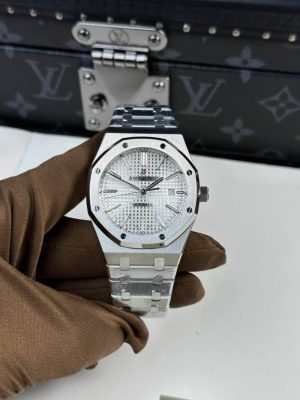 Audemars Piguet Royal Oak 15400ST White Dial Steel Best Replica APS Factory 41mm