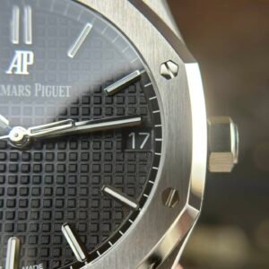 Audemars Piguet Royal Oak 15500ST Black Dial Best Replica 41mm