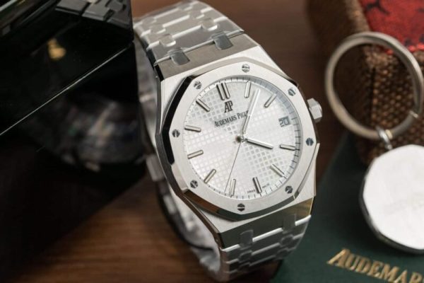 Audemars Piguet Royal Oak 15500ST White Dial Best Replica 41mm