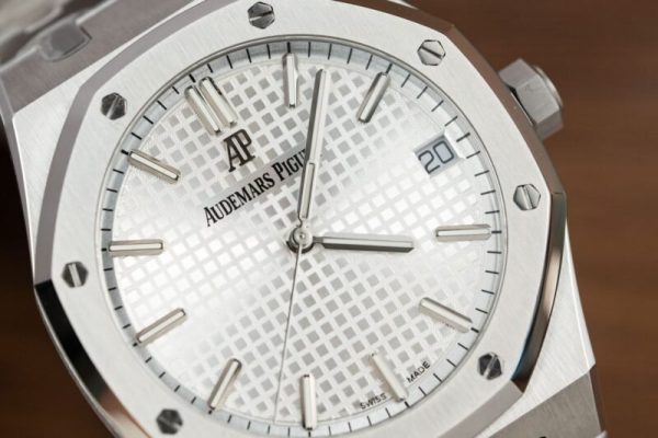 Audemars Piguet Royal Oak 15500ST White Dial Best Replica 41mm