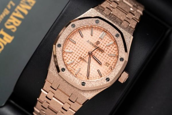 Audemars Piguet Royal Oak 15454OR Frosted Gold Pink Dial Replica 37mm