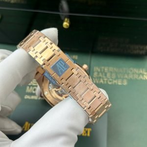 Audemars Piguet Royal Oak Jumbo Extra Thin 15207OR Rose Gold Black Dial Replica IPF 39mm