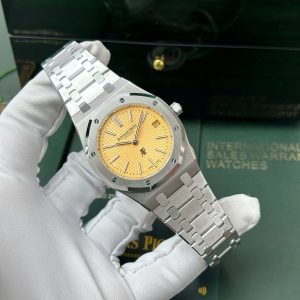Audemars Piguet Royal Oak Jumbo Extra Thin 15202BC Salmon Dial Replica IPF 39mm