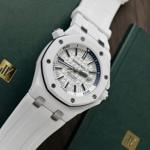Audemars Piguet Royal Oak Offshore Diver 15707CB White Dial White Ceramic Rubber Best Replica APSF 42mm
