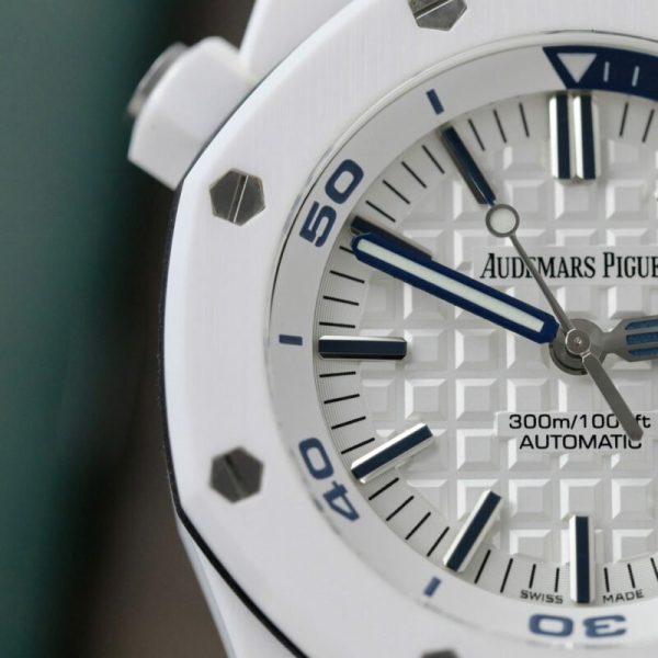 Audemars Piguet Royal Oak Offshore Diver 15707CB White Dial White Ceramic Rubber Best Replica APSF 42mm