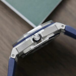 Audemars Piguet Royal Oak Offshore Diver 15720ST Blue Dial Rubber Replica IPF 42mm