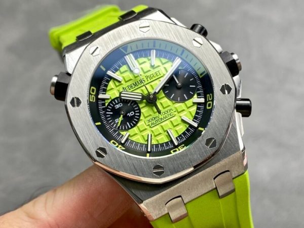 Audemars Piguet Royal Oak Offshore Diver Chronograph 26703ST Green Dial Rubber Best Replica JHF 42mm