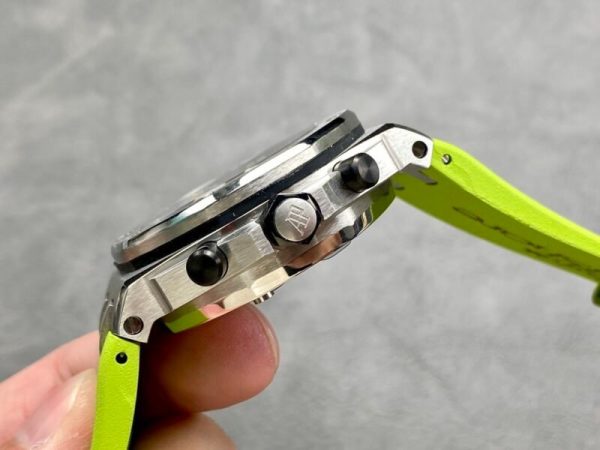 Audemars Piguet Royal Oak Offshore Diver Chronograph 26703ST Green Dial Rubber Best Replica JHF 42mm