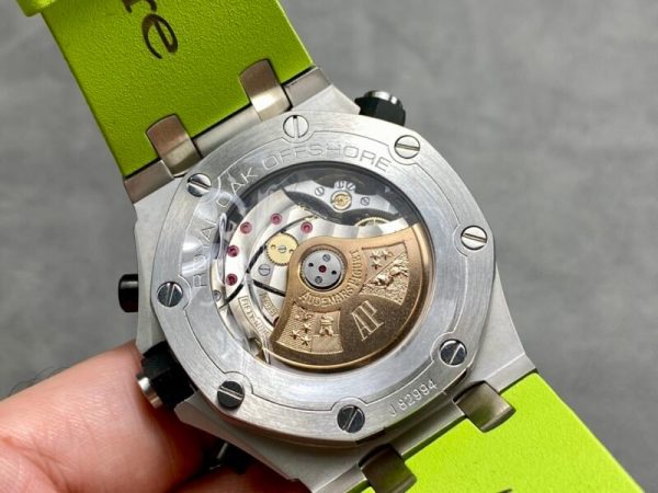 Audemars Piguet Royal Oak Offshore Diver Chronograph 26703ST Green Dial Rubber Best Replica JHF 42mm