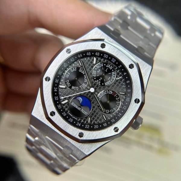 Audemars Piguet Royal Oak Perpetual Calendar 26574ST Black Dial Replica 41mm