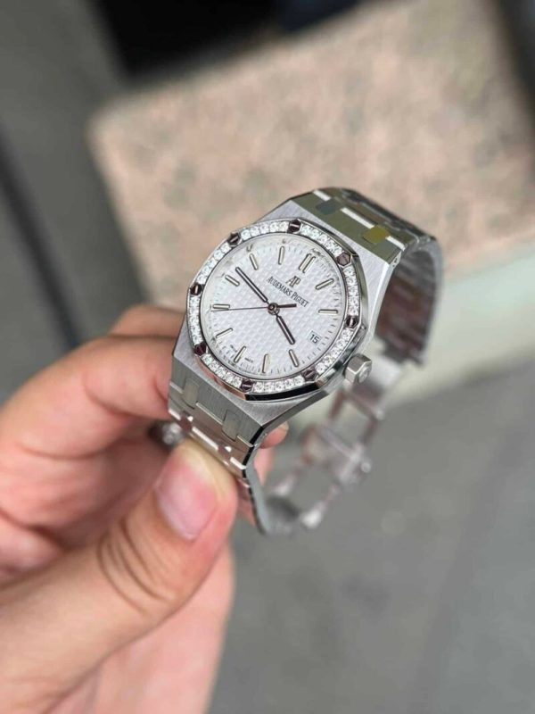 Audemars Piguet Royal Oak Lady White Dial Diamond Bezel Replica 34mm