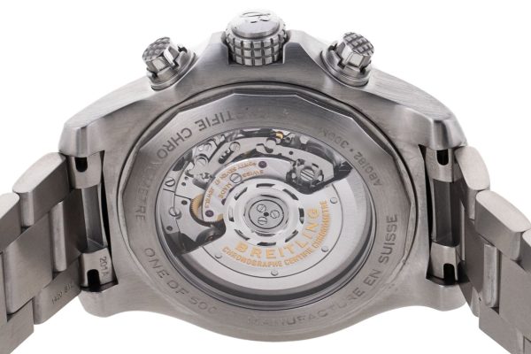 Avenger B01 Chronograph
AB0182