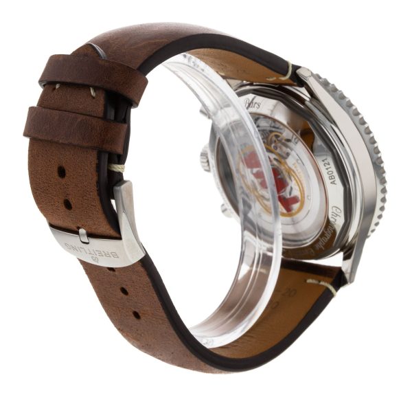 Navitimer B01 Chronograph 43
AB0121