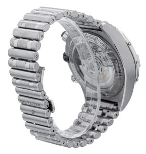 Super Chronomat B01 44
AB0136