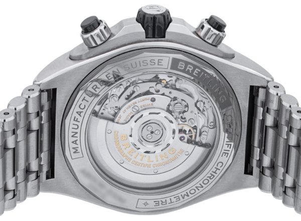 Super Chronomat B01 44
AB0136