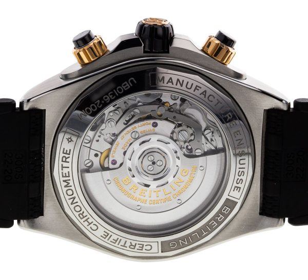 Super Chronomat B01 44
UB0136
