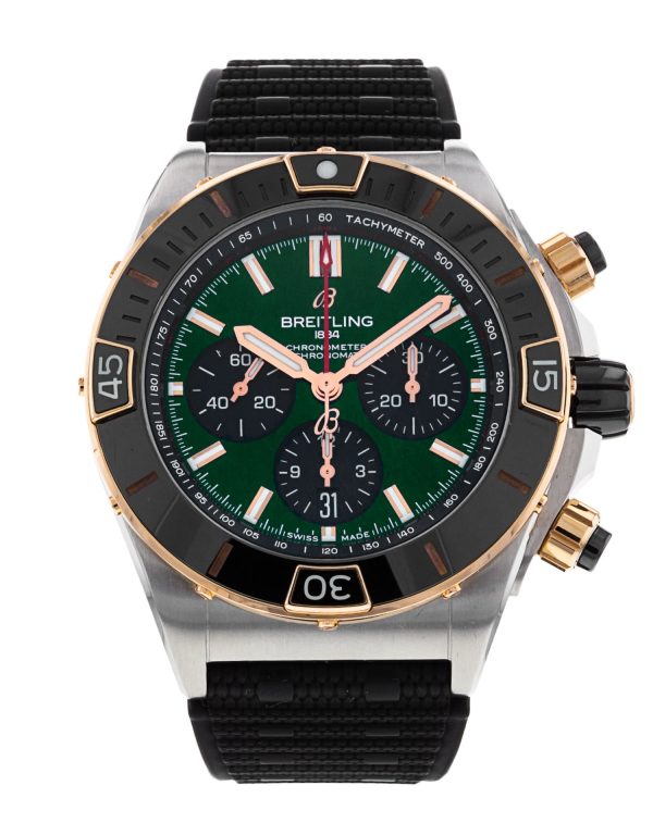 Super Chronomat B01 44
UB0136