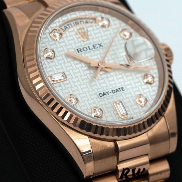 Rolex Day-Date 118235 Mother of Pearl White Dial 36mm Unisex Replica Watch