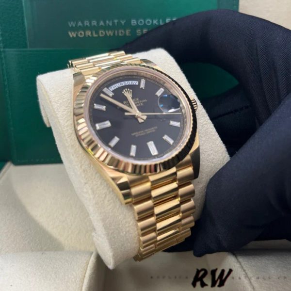 Rolex Day-Date 228238 Black Diamond Dial Fluted Bezel 40mm Mens Replica Watch