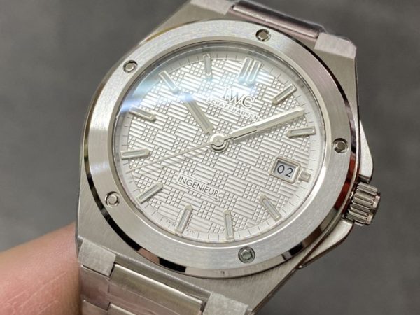 IWC Ingenieur Automatic IW328902 White Dial Best Replica V7 Factory 40mm