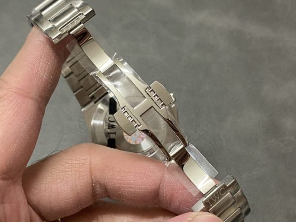 IWC Ingenieur Automatic IW328902 White Dial Best Replica V7 Factory 40mm
