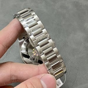 IWC Ingenieur Automatic IW328903 Green Dial 1:1 Best Replica V7 Factory 40mm