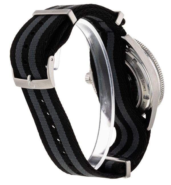 Seamaster 300m
233.32.41.21.01.001