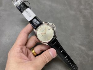 Panerai Luminor Due PAM1249 Ivory Sun-brushed Dial Leather Strap Best Replica VSF 42mm