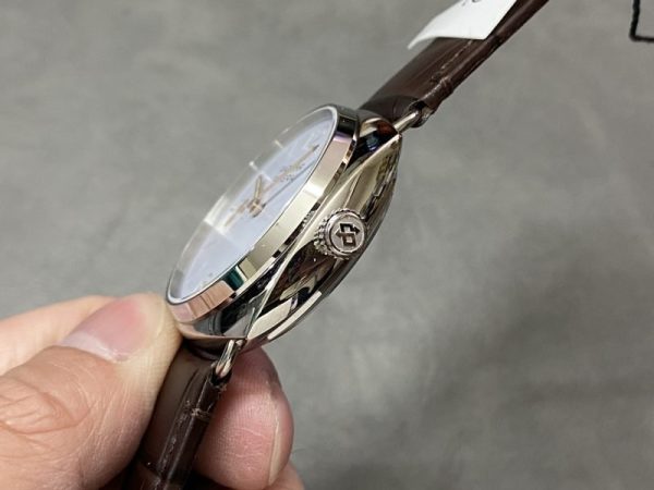 Panerai Radiomir Quaranta PAM 1292 White Dial Leather Strap 1:1 Best Replica VSF 40mm