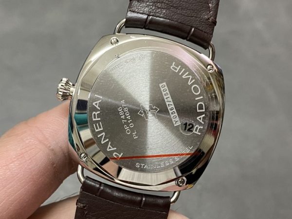 Panerai Radiomir Quaranta PAM 1292 White Dial Leather Strap 1:1 Best Replica VSF 40mm