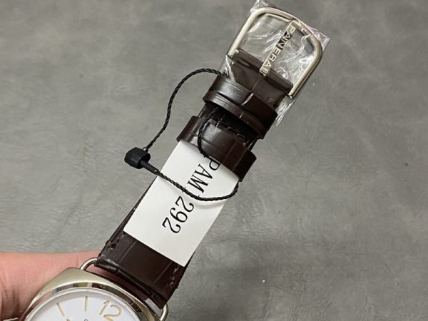 Panerai Radiomir Quaranta PAM 1292 White Dial Leather Strap 1:1 Best Replica VSF 40mm