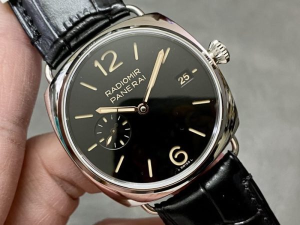 Panerai Radiomir Quaranta PAM1294 Black Dial Leather Strap 1:1 Super Clone VSF 40mm