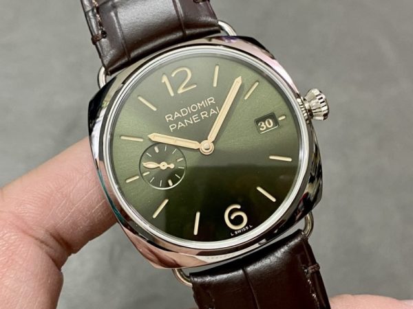Panerai Radiomir Quaranta PAM1386 Green Dial Leather Strap 1:1 Best Replica VSF 40mm