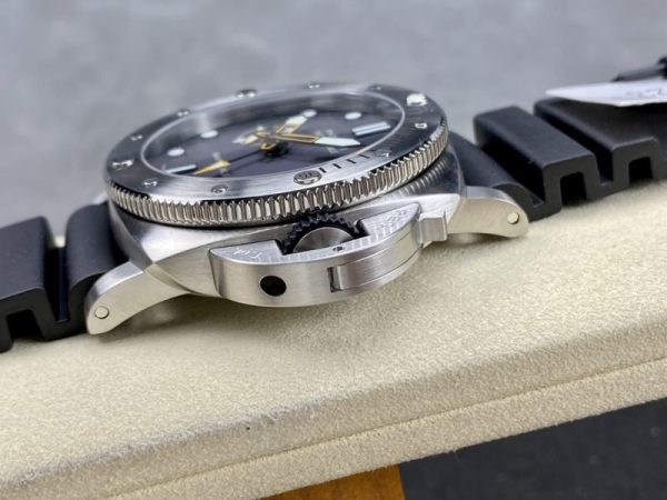 Panerai Submersible GMT Navy Seals PAM 1323 Grey Dial Rubber Strap Best Replica VSF 44mm