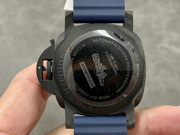 Panerai Submersible Quarantaquattro Carbotech Blu Abisso PAM1232 Blue Dial Rubber Strap Best Replica VSF 44mm
