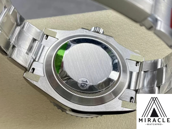 ROLEX-SUBMARINER DATE-ref.m124060-0001-Elite Clone-41mm-Replica Watch