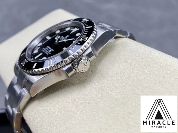ROLEX-SUBMARINER DATE-ref.m124060-0001-Elite Clone-41mm-Replica Watch