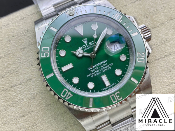 ROLEX-SUBMARINER-ref.116610LV-0002-Elite Clone-40mm-Replica Watch