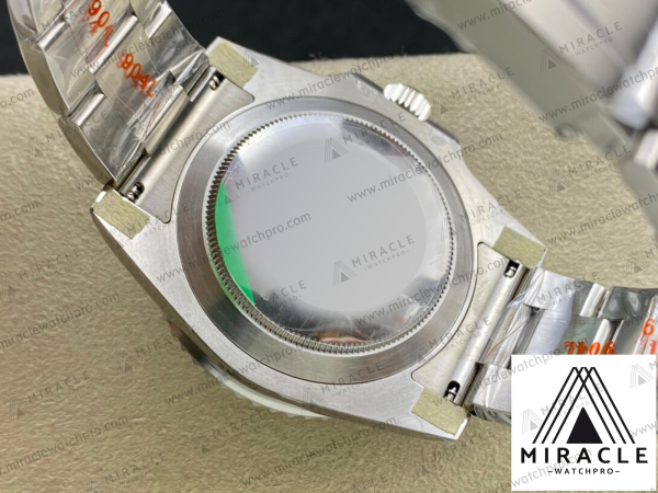 ROLEX-SUBMARINER-ref.116610LV-0002-Elite Clone-40mm-Replica Watch
