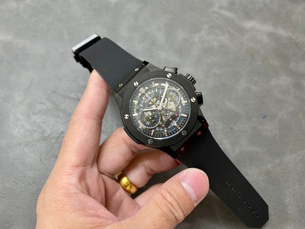 Hublot Classic Fusion 525.CM.0170.RX 45MM Replica Watch(black)