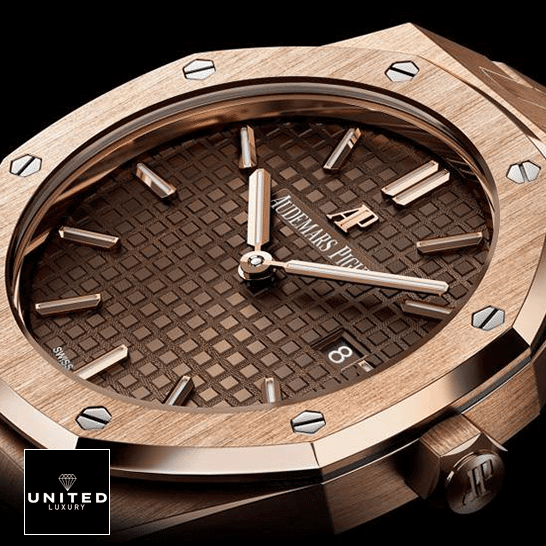 Ap Quartz Replica