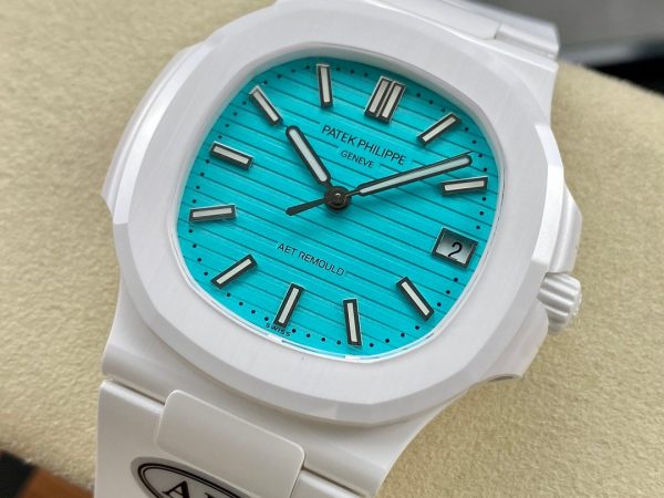Patek Philippe Nautilus Blue 5711 40MM Watch